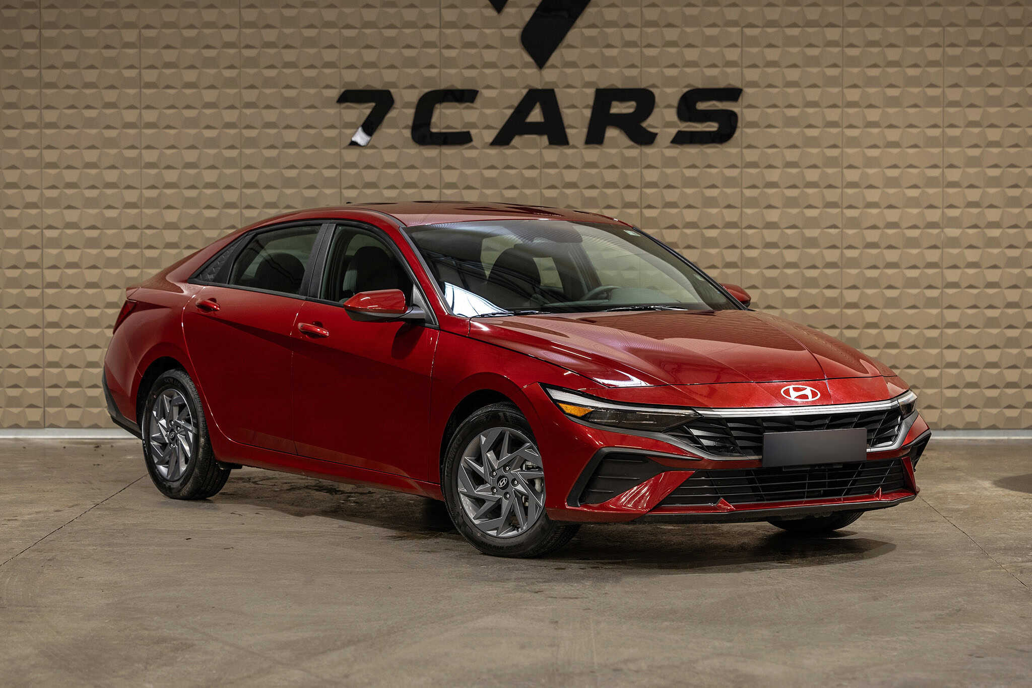 2024 Hyundai Elantra — 6
