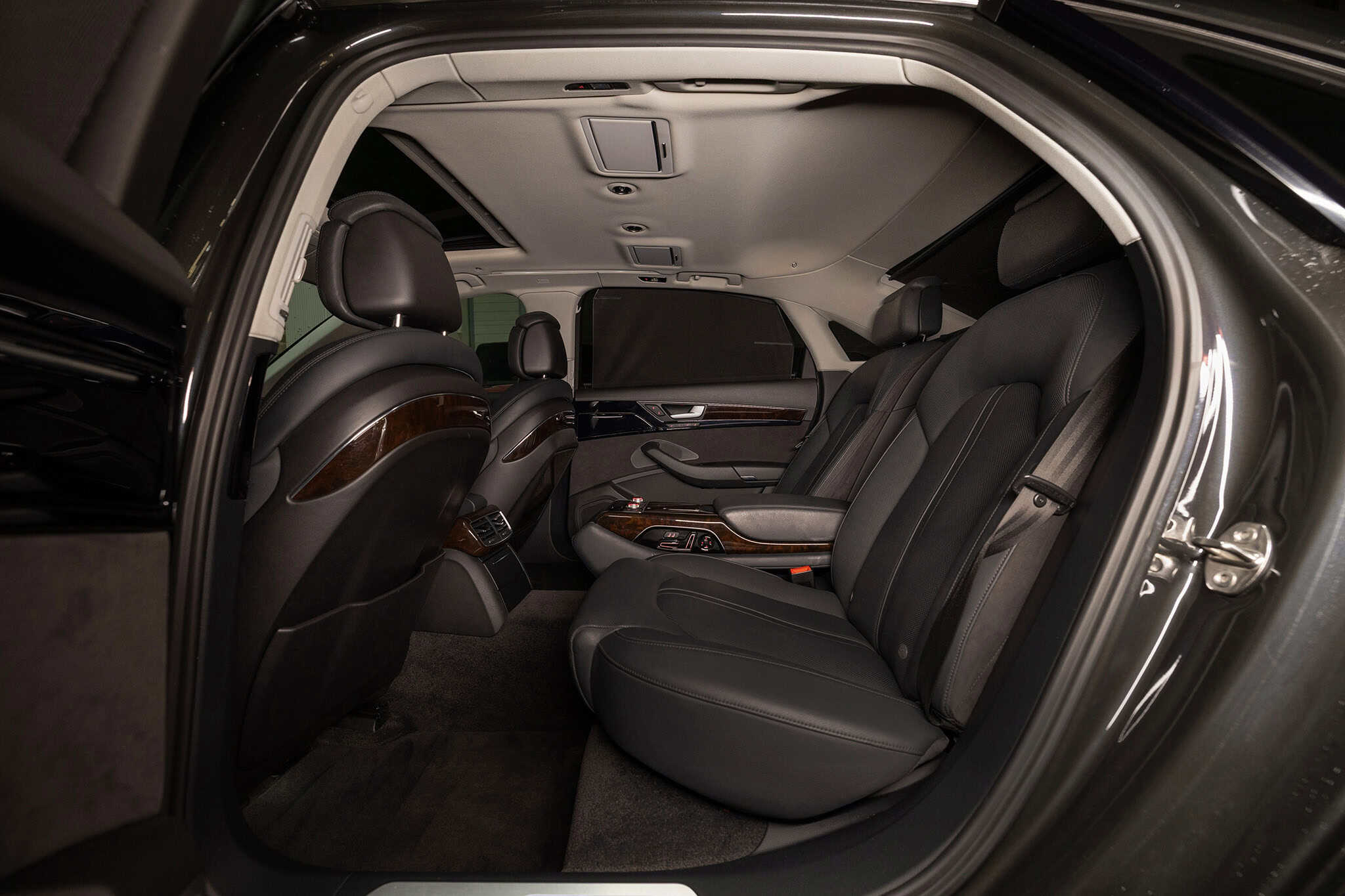 2015 Audi A8 L — 10