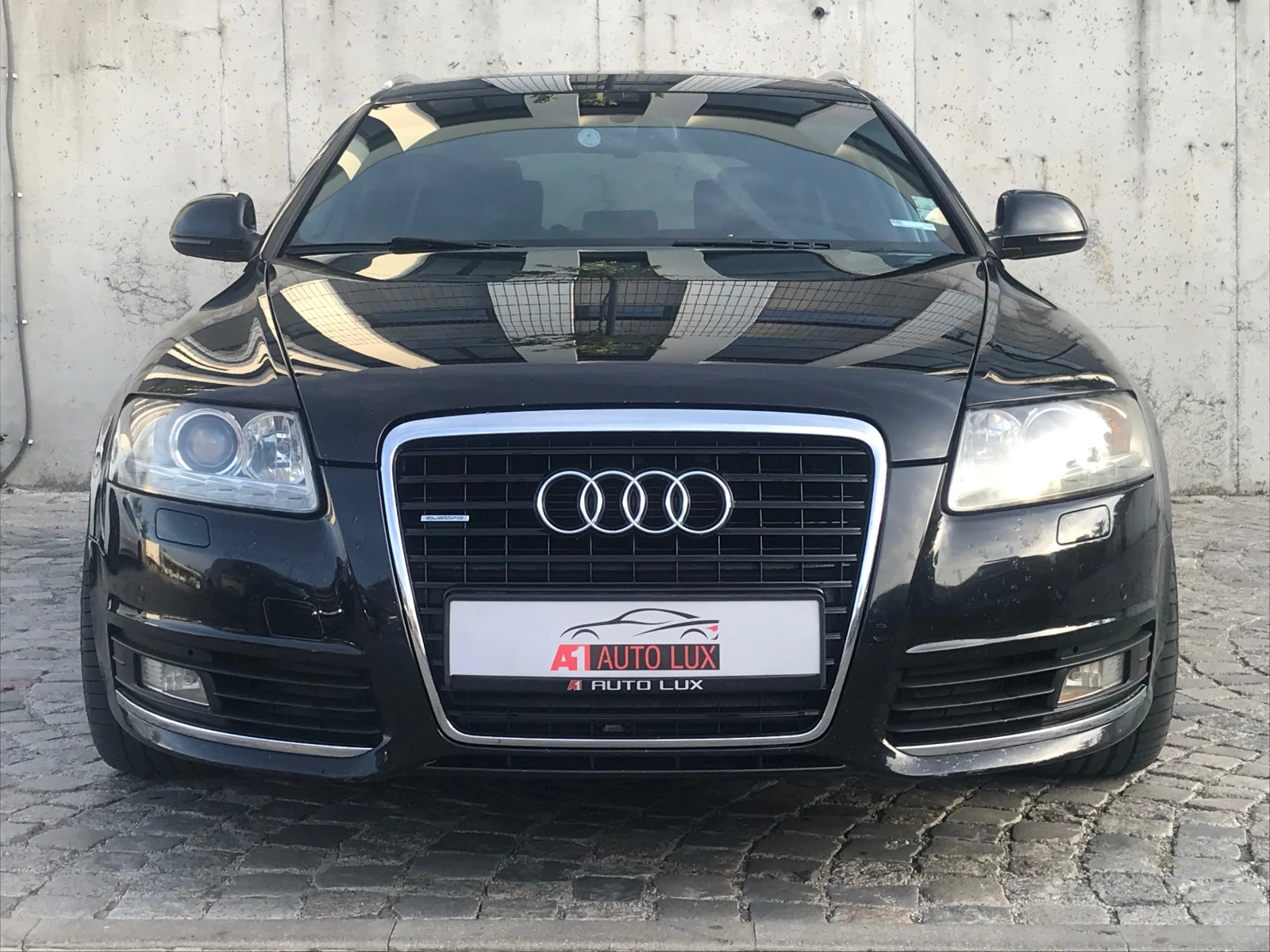 Audi A6 3.0TDI/Sline/Quattro/AUTO/NAVI/DVD/Full service!!!