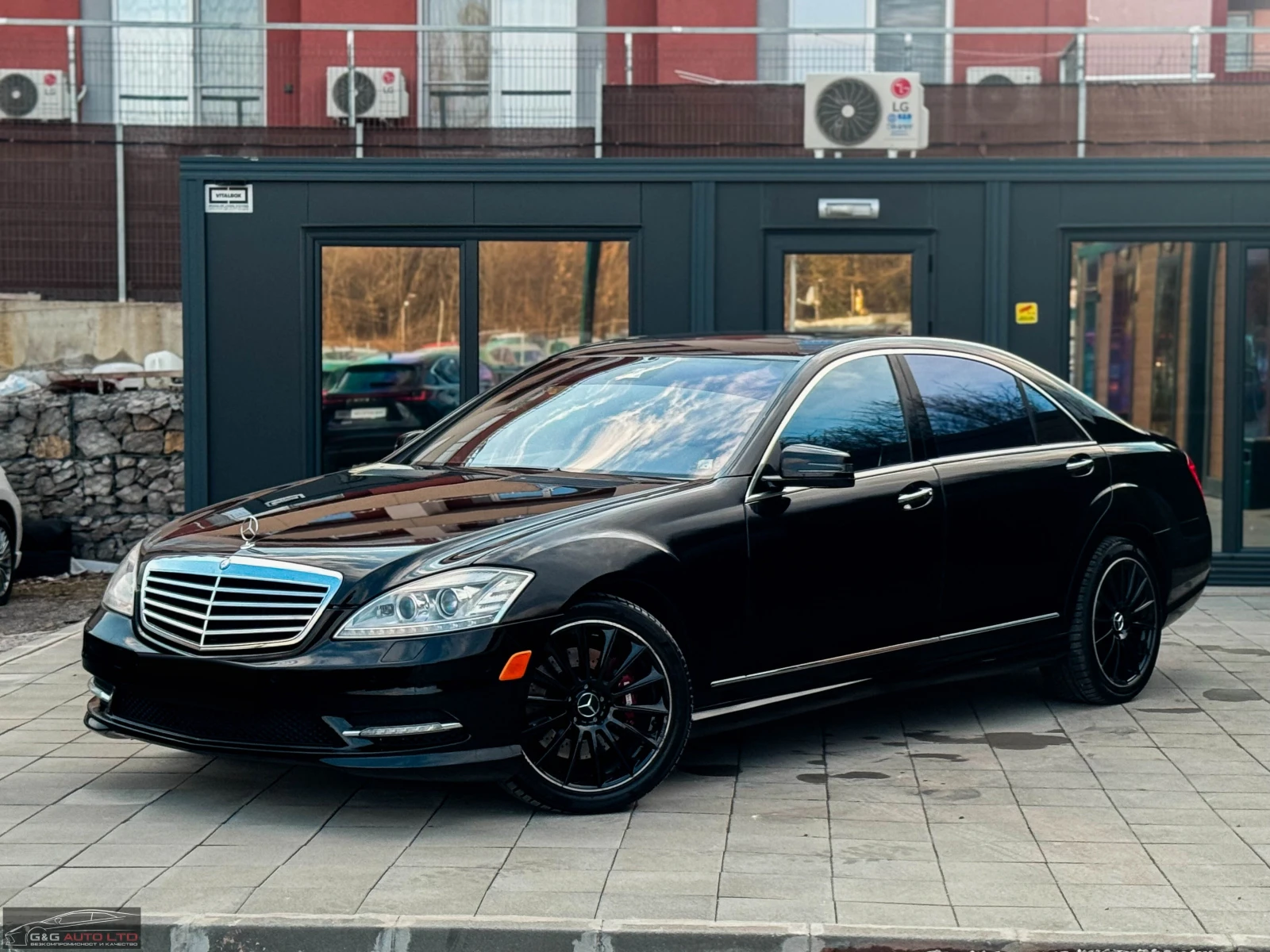 Mercedes-Benz S 550