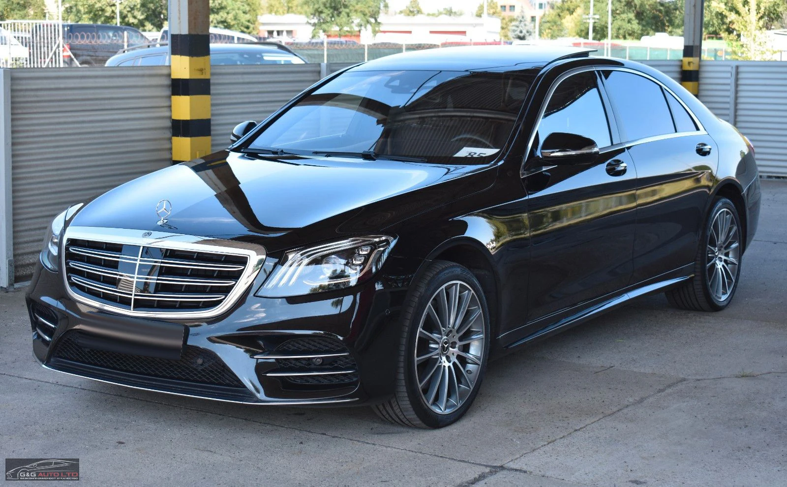 Mercedes-Benz S 500