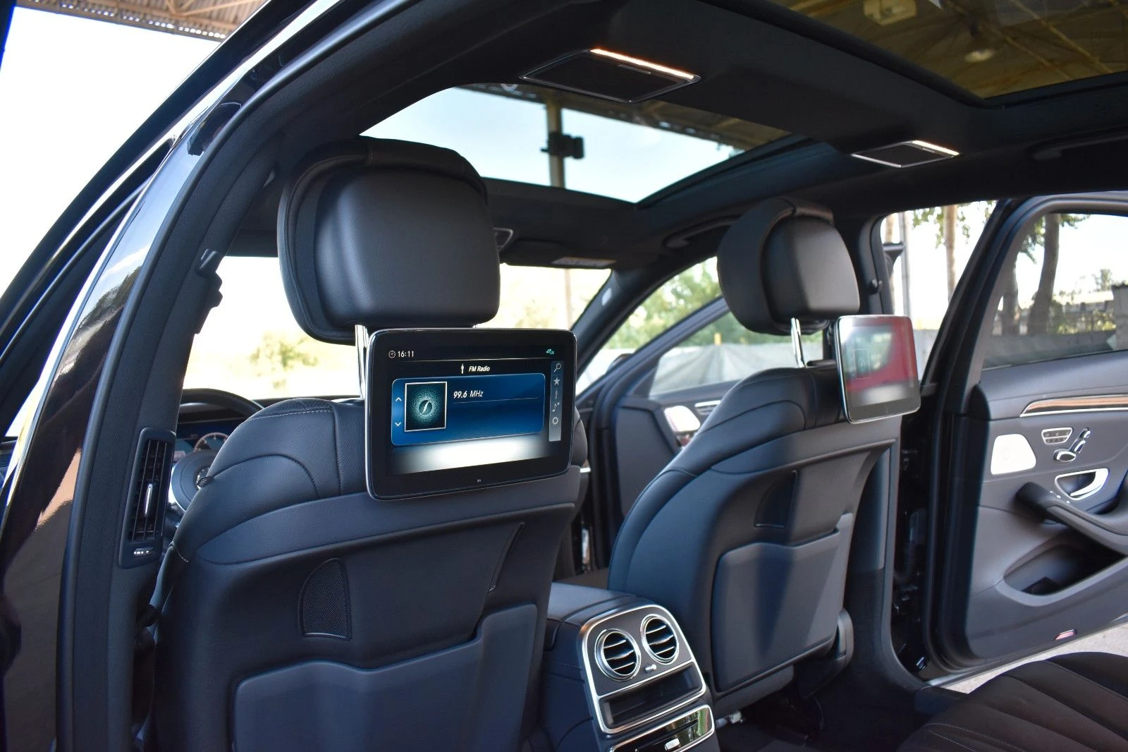 2018 Mercedes-Benz S 500 LONG 435HP AMG PANO NAVI LED TV BURMESTER 384v — 12