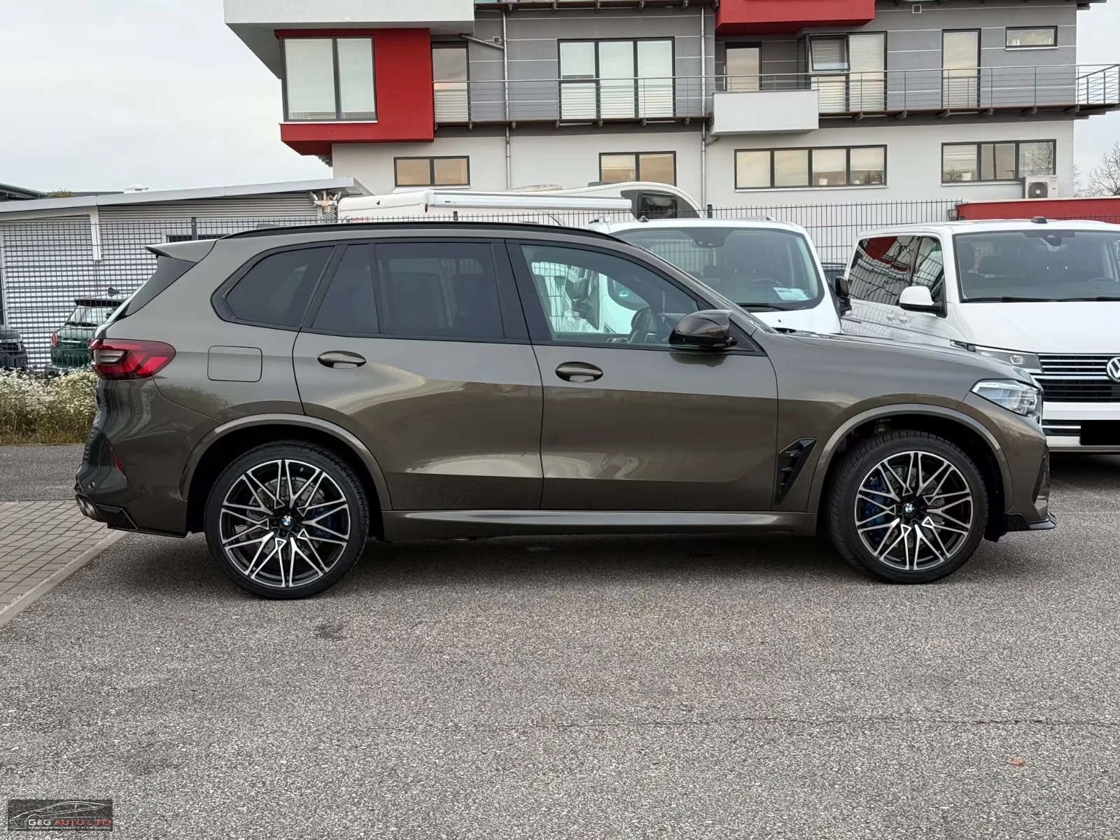 2020 BMW X5 M COMPETITION AKRAPOVIC CARB B&W LASER PANO 360 960v — 6