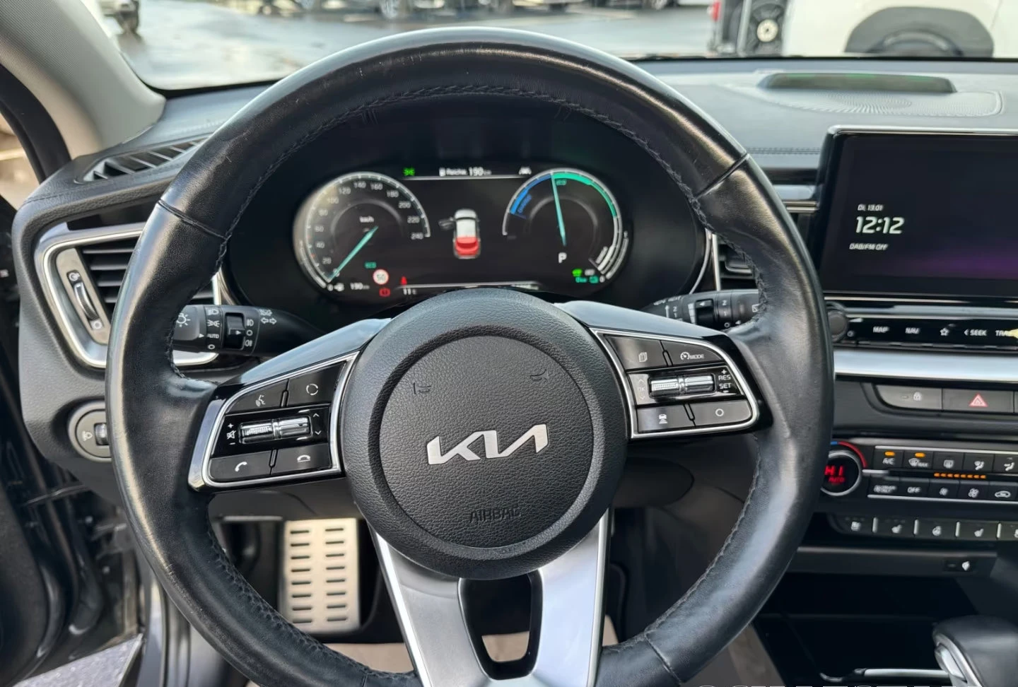 2022 Kia XCeed 1.6PHEV 141HP PALTINUM PANO MEMO CAM MEMO 802g — 11