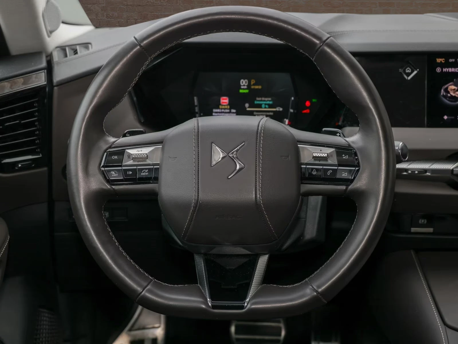 2022 DS DS 4 1.6PHEV 224HP RIVOLI FOCAL MEMO CAM HUD 812g — 7