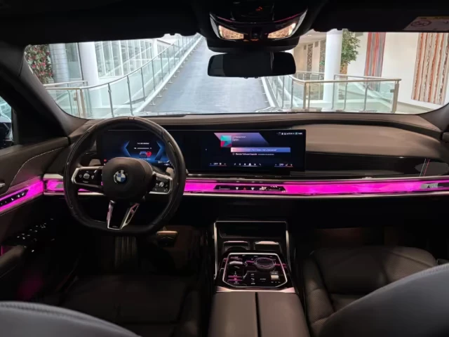 2025 BMW 740d 286HP M SPORT B&W PANO 360 150h — 8