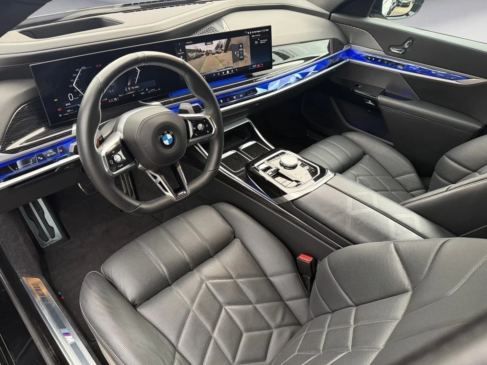 2024 BMW 740d xDrive 286HP M-SPORT PANO 360 HUD B&W AHK 864g — 7