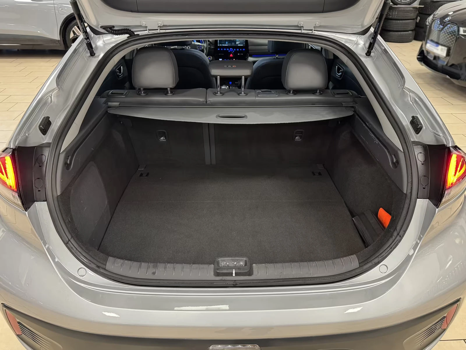 2022 Hyundai Ioniq ELEKTRO 136HP PRIME CAM MEMO INFINITY LED 891g — 16