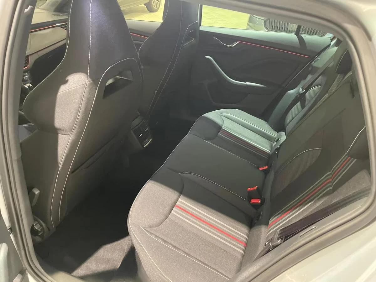 2025 Skoda Scala 1.0TFSI 116HP MONTECARLO PANO CAM MATRIX NAVI 128z — 12