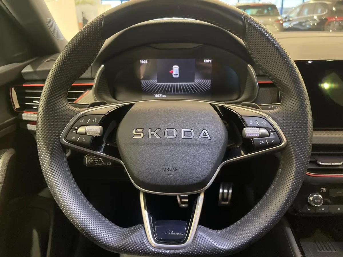 2025 Skoda Scala 1.0TFSI 116HP MONTECARLO PANO CAM MATRIX NAVI 128z — 8