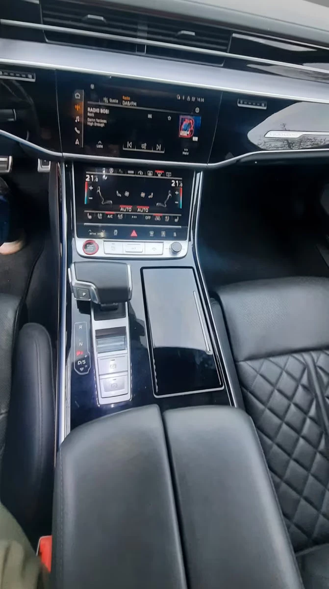 2021 Audi S8 4.0TFSI 571HP NIGHT MASSAGE PANO B&O 360 MEMO 909g — 10