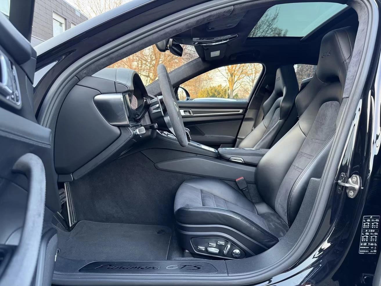 2020 Porsche Panamera GTS 460HP HUD MATRIX 360 PANO CHRONO 175z — 10