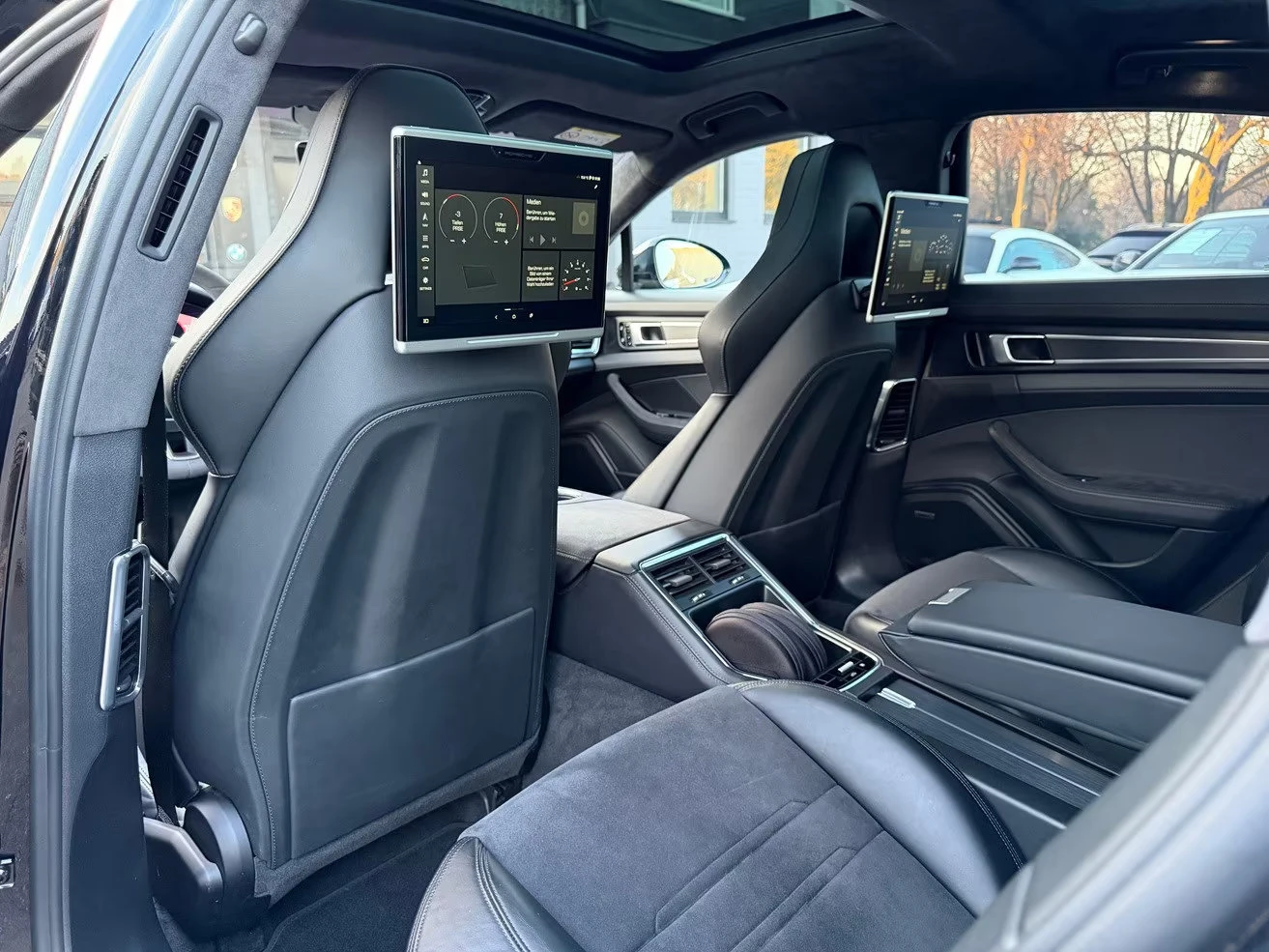 2020 Porsche Panamera GTS 460HP HUD MATRIX 360 PANO CHRONO 175z — 13