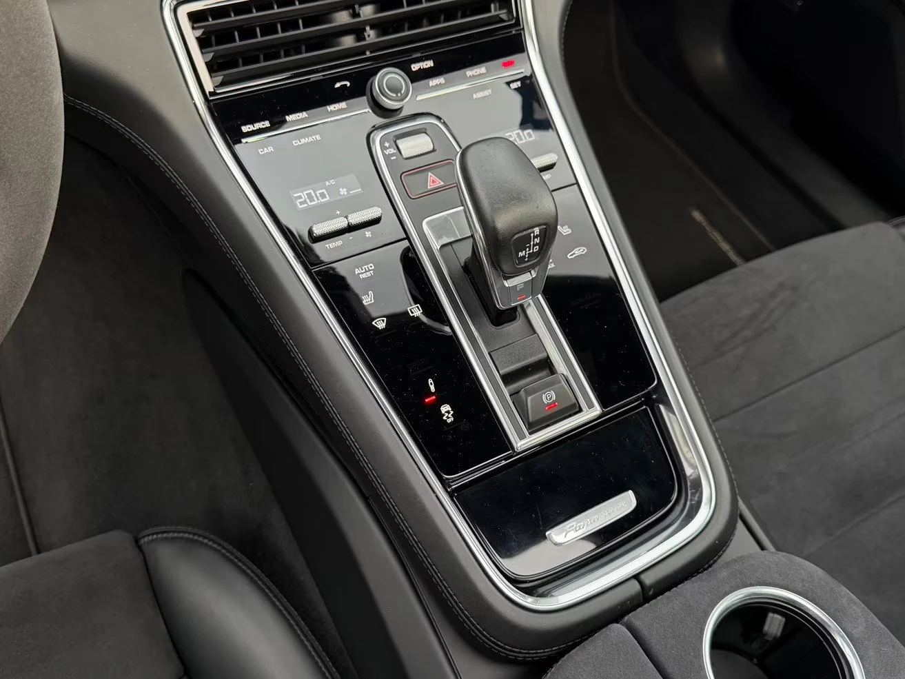 2020 Porsche Panamera GTS 460HP HUD MATRIX 360 PANO CHRONO 175z — 15