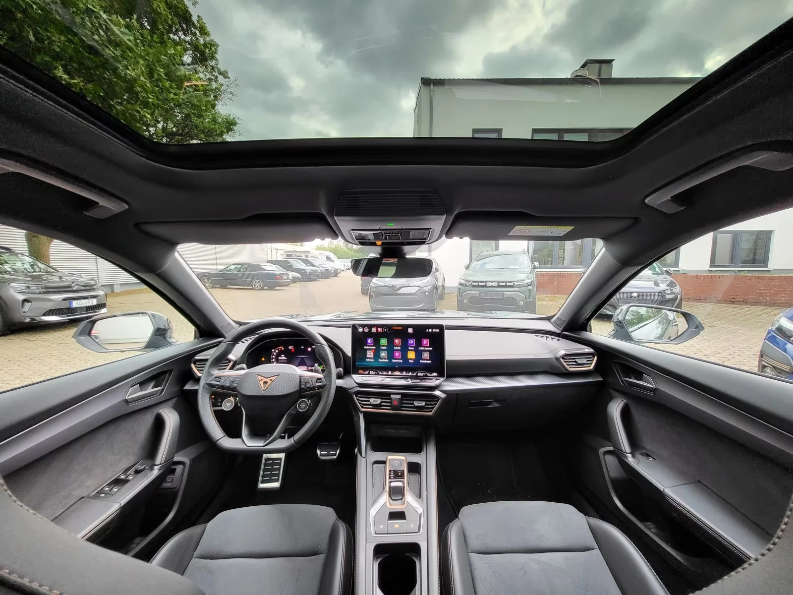 2025 Cupra Formentor 2.0TSI 333HP VZ 4DRIVE DSG PANO CAM MEMO LED 947g — 7