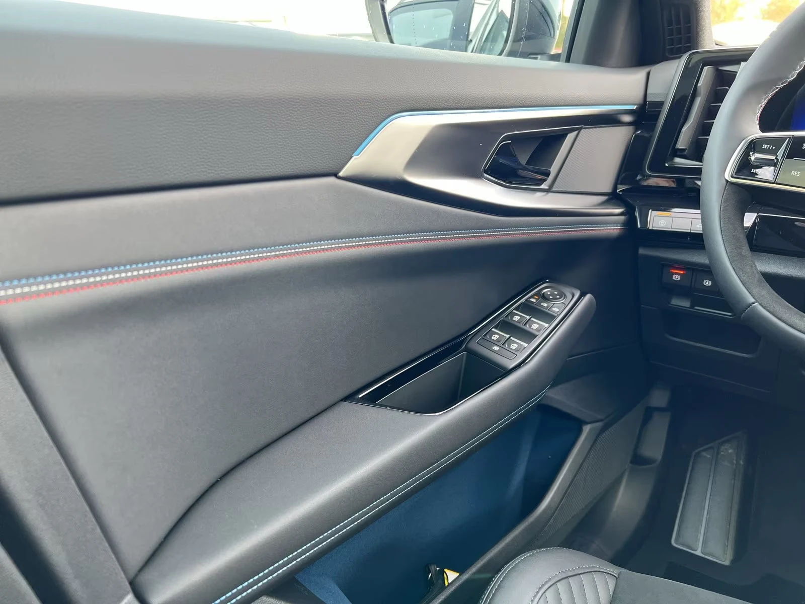 2025 Renault Rafale НОВ!200HP E-TECH ESPRIT-ALPINE PANO CAM 187z — 13