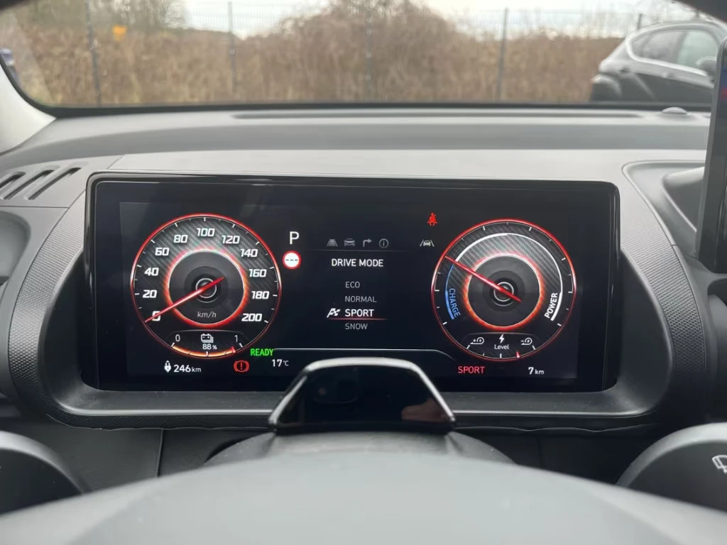 2025 Hyundai Inster EV 42kWh 97HP SELECT CAM NAVI ACC CPALY KLESS 960g — 11