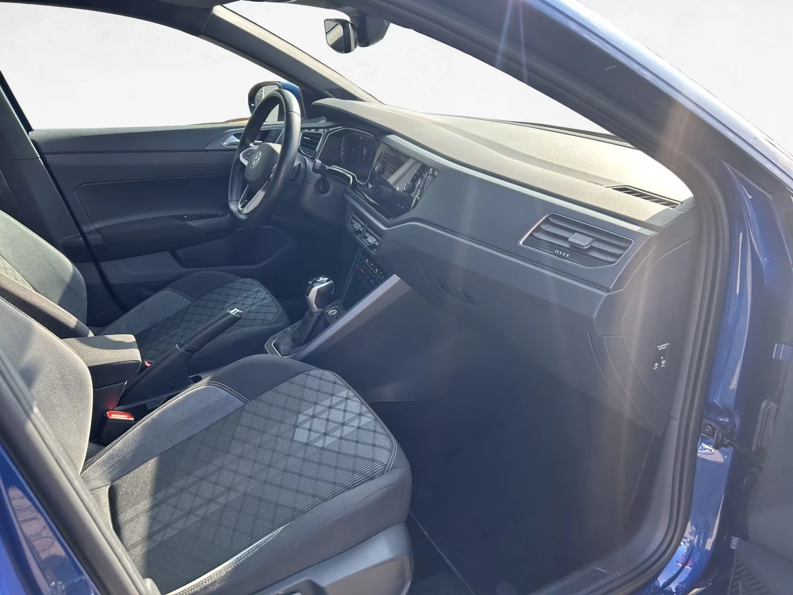 2022 Volkswagen .5TFSI 150HP R-LINE DSG CAM MATRIX NAVI 192z — 12
