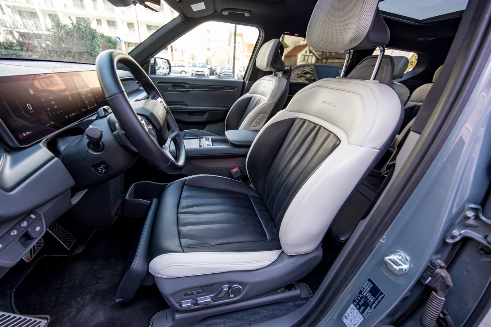 2024 Kia EV9 GT 385HP LAUNCH-EDITITON PANO 360 4X4 7S 203zpr — 11