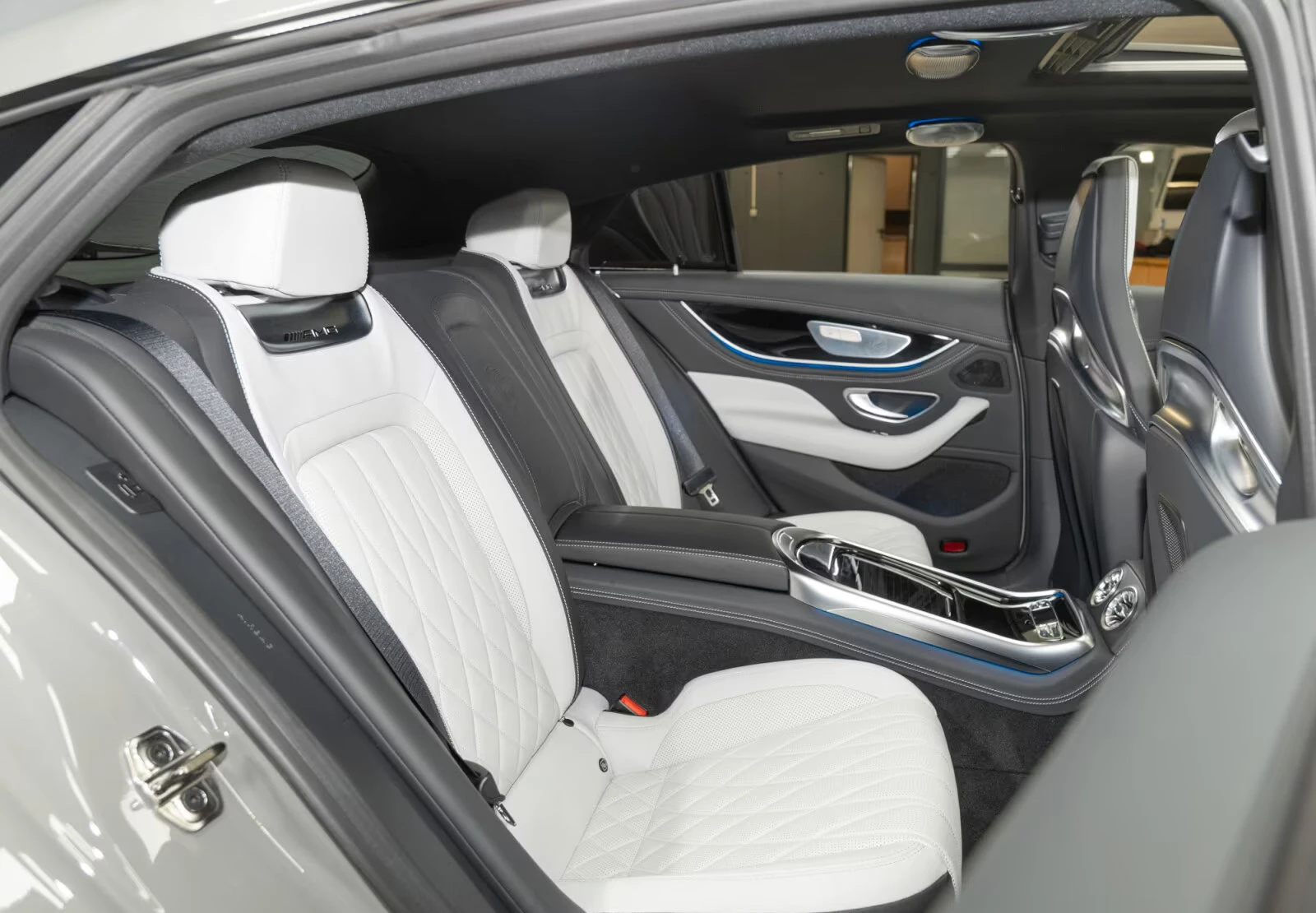 2025 Mercedes-Benz AMG GT 6.3S 639HP 4M 4DBURM DIST HUD 360 PANO MULTIB 221z — 15