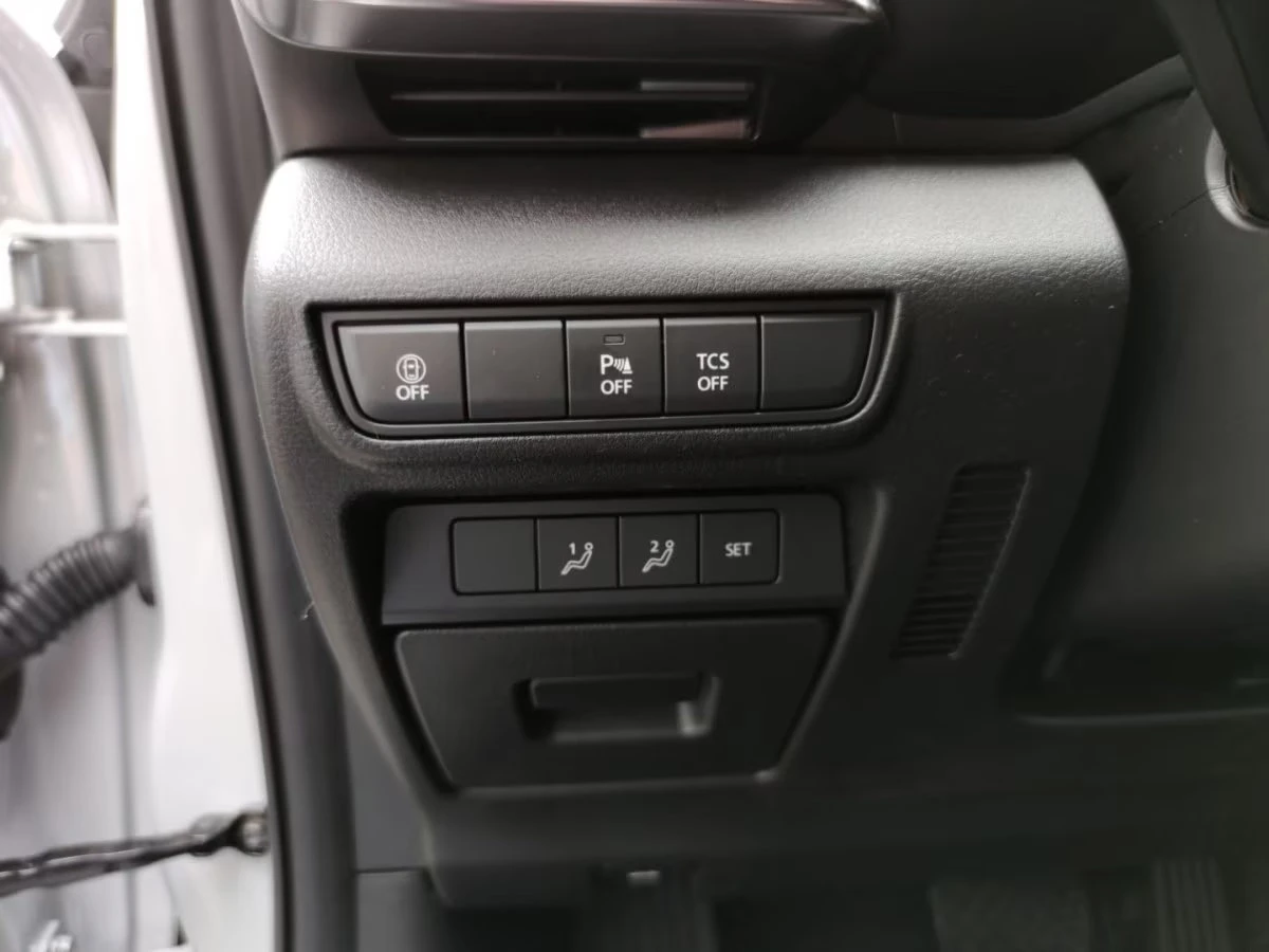 2024 Mazda MX-30 eSKYACTIV 145HP ADVANTAGE MATRIX CAM HUD NAVI 116q — 9