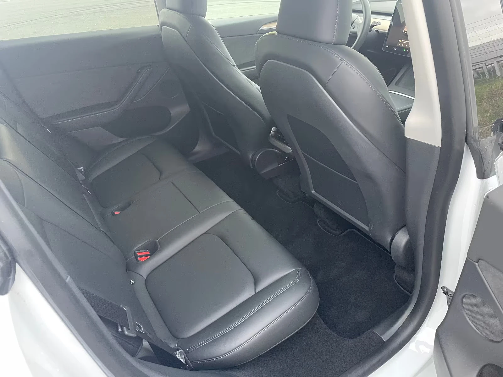 2022 Tesla Model Y LONG-RANGE HP 4X4 CAM NAVI PANO 269z — 11