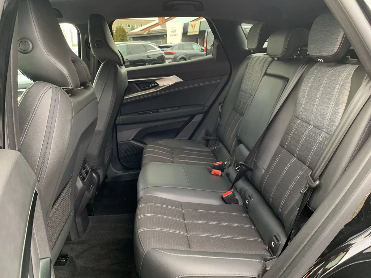 2025 Renault Austral TECHNO 158HP MHEV MASSAGE 360 NAVI LED DIGI 141q — 14