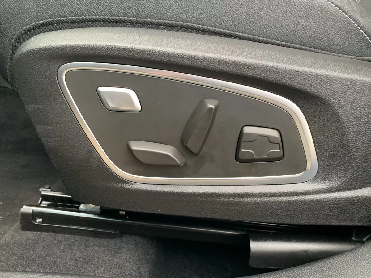 2025 Renault Austral TECHNO 158HP MHEV MASSAGE 360 NAVI LED DIGI 141q — 13
