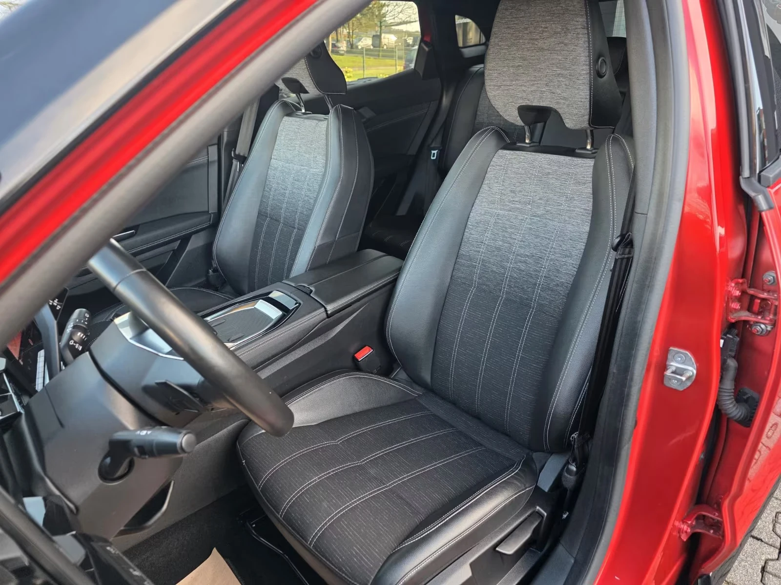 2024 Renault Austral TECHNO E-TECH 1.2HEV 200HP CAM NAVI 186h — 10