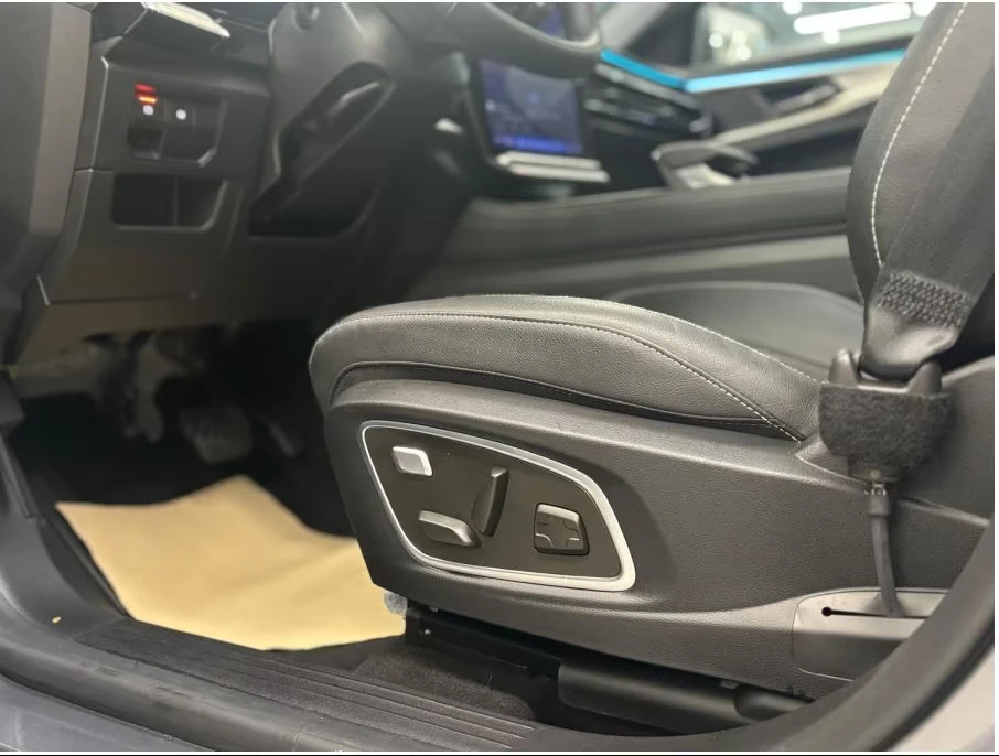 2025 Renault Austral E-TECH TECHNO 1.2HEV 200HP CAM NAVI 187h — 14