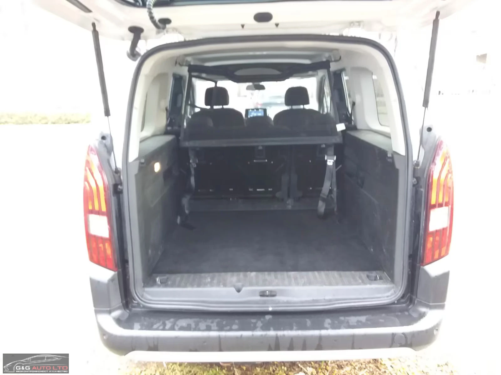 2022 Peugeot Rifter ALLURE 131HP L2 BlueHDi 360 NAVI L.ASSIST 152q — 6