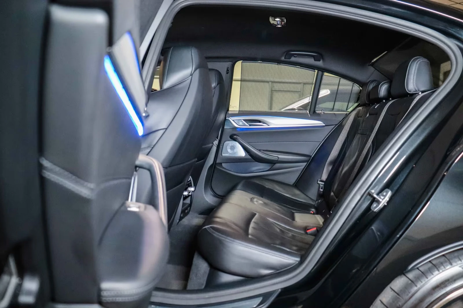 2021 BMW M5 xDRIVE 600HP CARBON B&W 360 HUD LASER 307z — 9