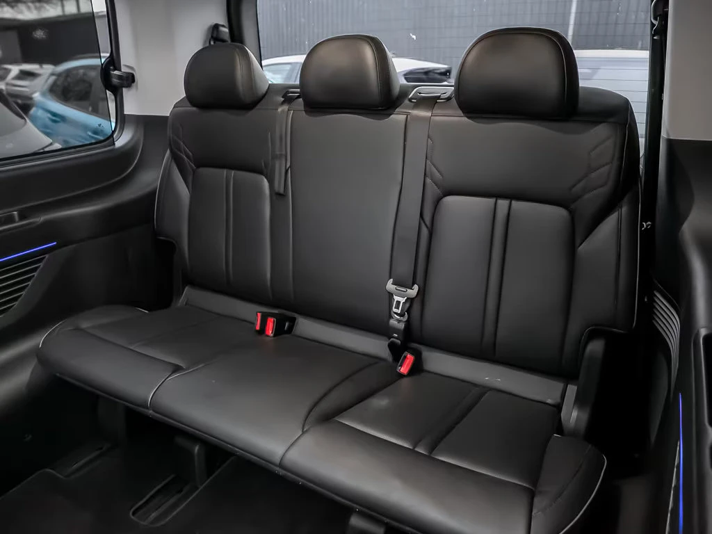 2023 Hyundai Staria 2.2CRDi 177HP SIGNATURE 4WD PANO KLESS LED 175q — 15