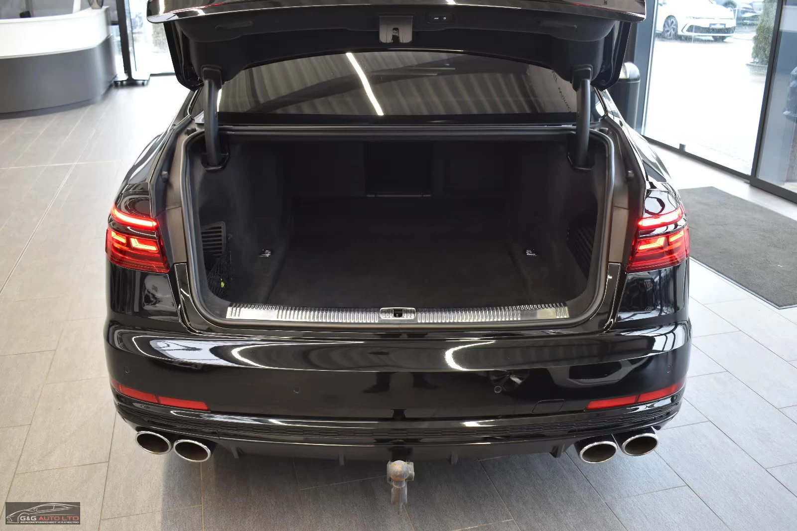 2021 Audi S8 MATRIX 571HP B&O PANO 21 360 324z — 7