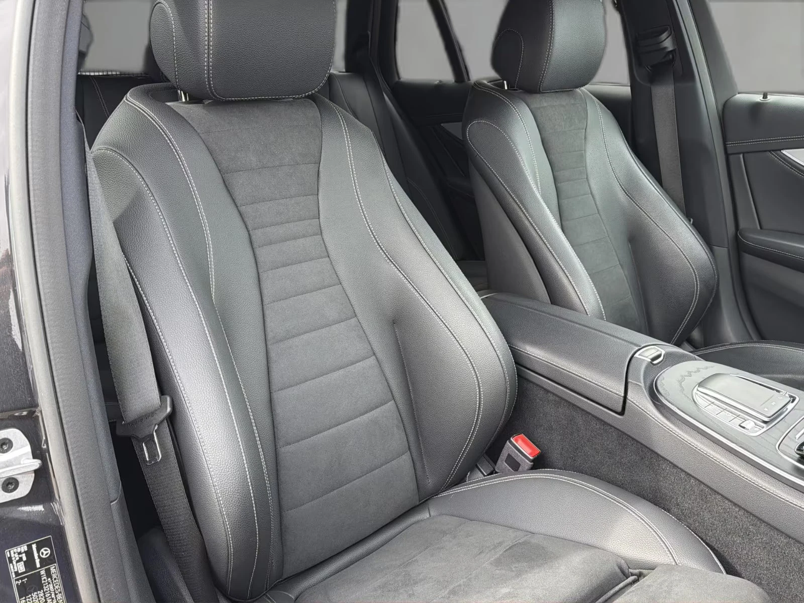 2020 Mercedes-Benz E 300 de 306HP AMG-LINE 360 DISTR BURM LED CPLAY 200q — 14