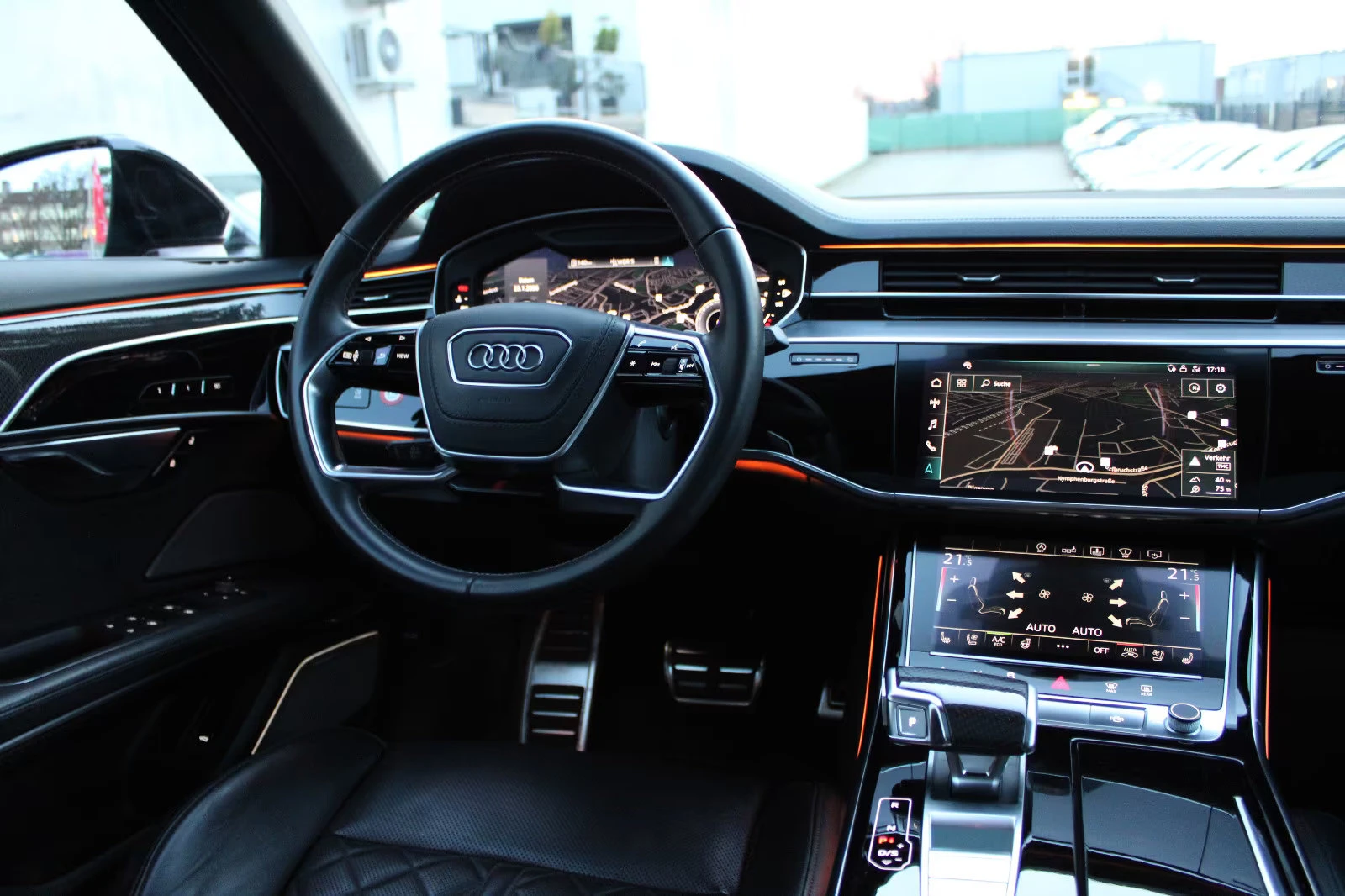 2020 Audi S8 4.0TFSI 571HP PANO MEMO B&O 334z — 11
