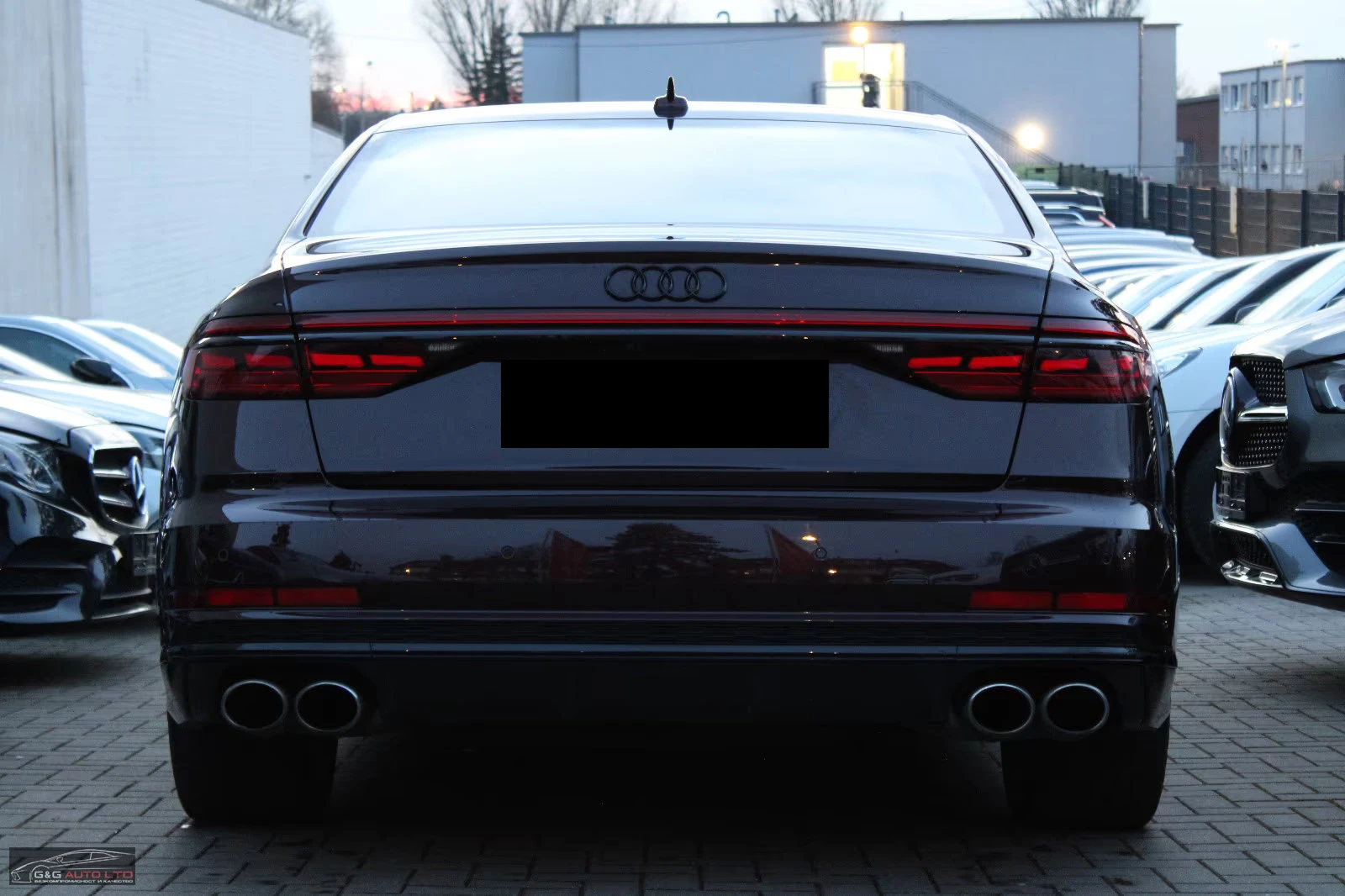 2020 Audi S8 4.0TFSI 571HP PANO MEMO B&O 334z — 8