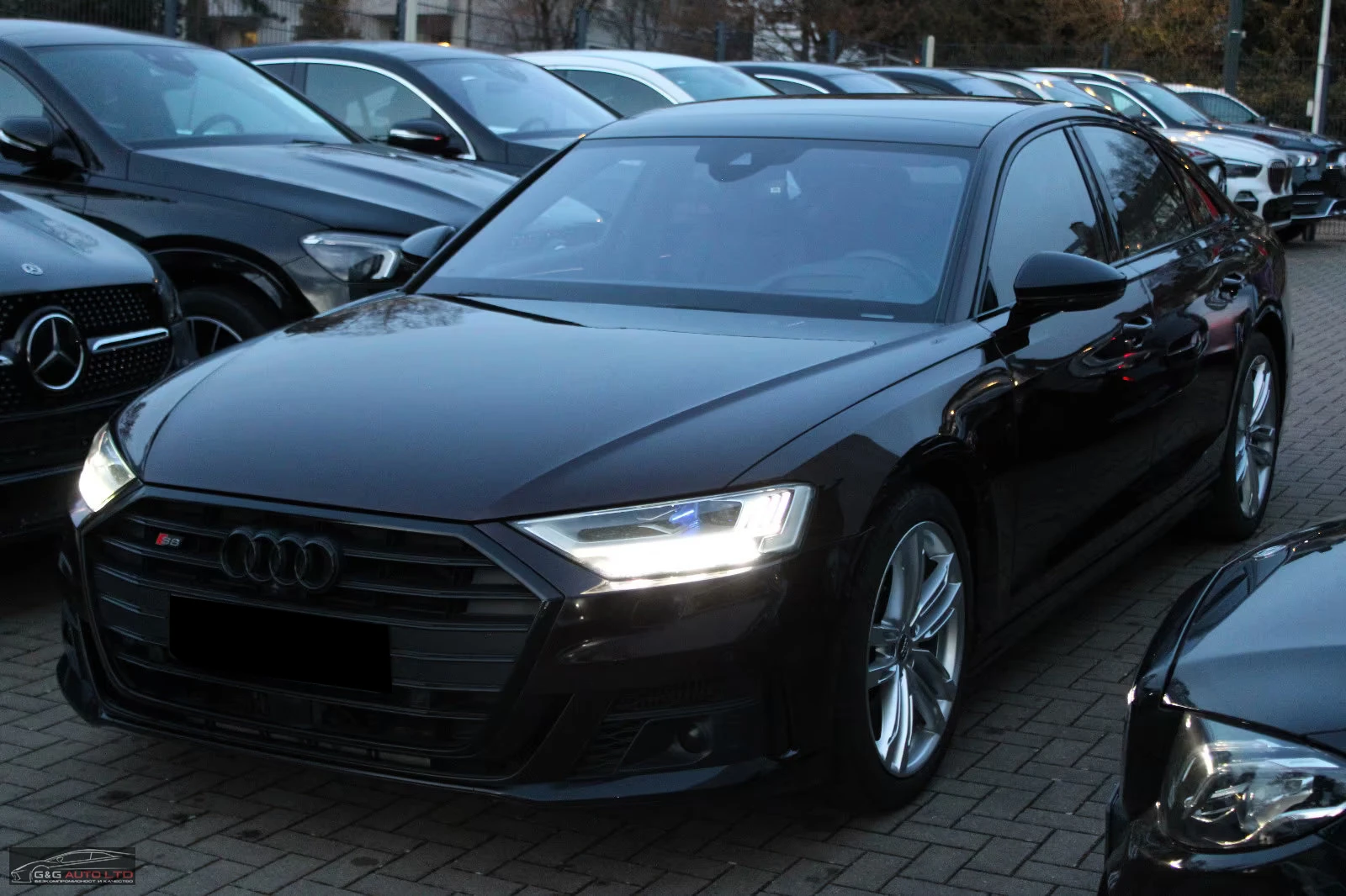 Audi S8 4.0TFSI 571HP PANO MEMO B&O 334z 2020