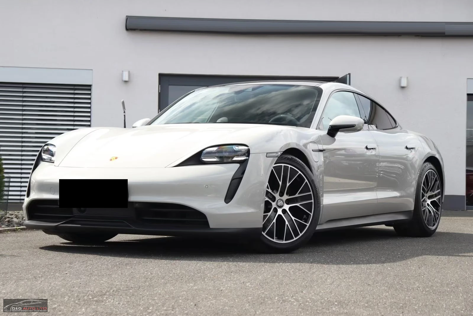 Porsche Taycan