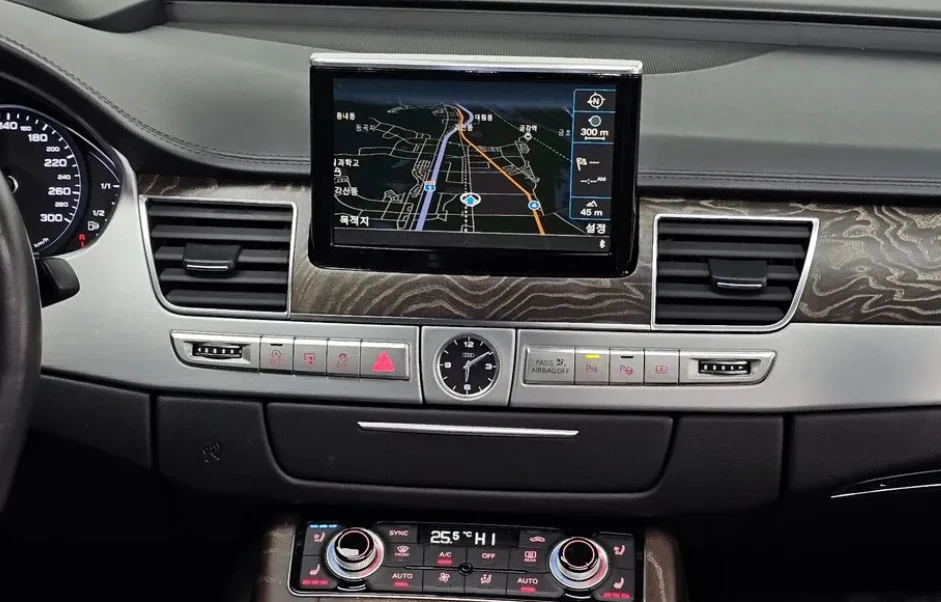 2016 Audi A8 QUATTRO 435HP TV 360 VENT PANO MATRIX MC5 — 13