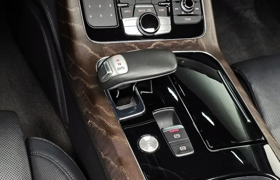 2016 Audi A8 QUATTRO 435HP TV 360 VENT PANO MATRIX MC5 — 15