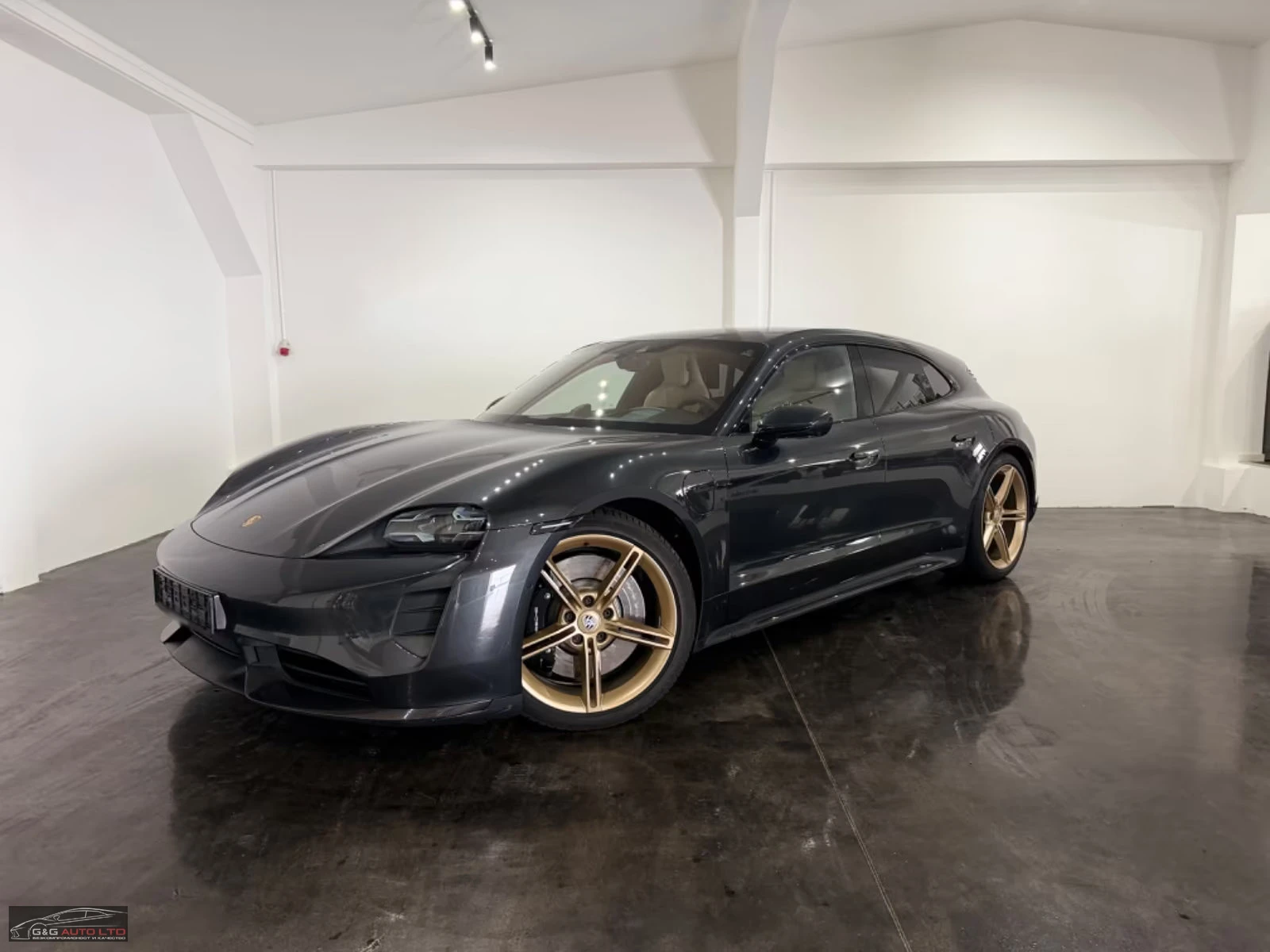 Porsche Taycan GTS 598HP CHRONO 360 TV ACC GLE 496z 2023