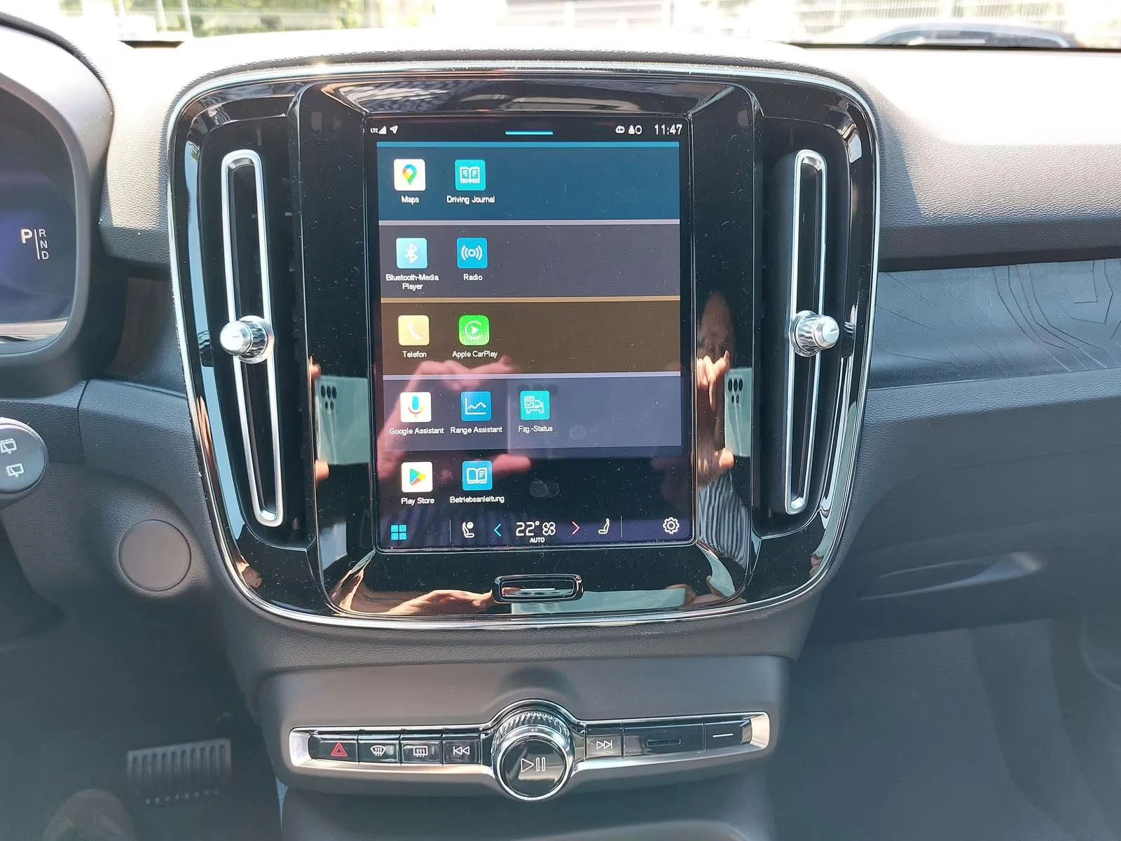 2023 Volvo EX40 231HP CORE CAM LED NAVI CPLAY AMBI 285gpr — 10