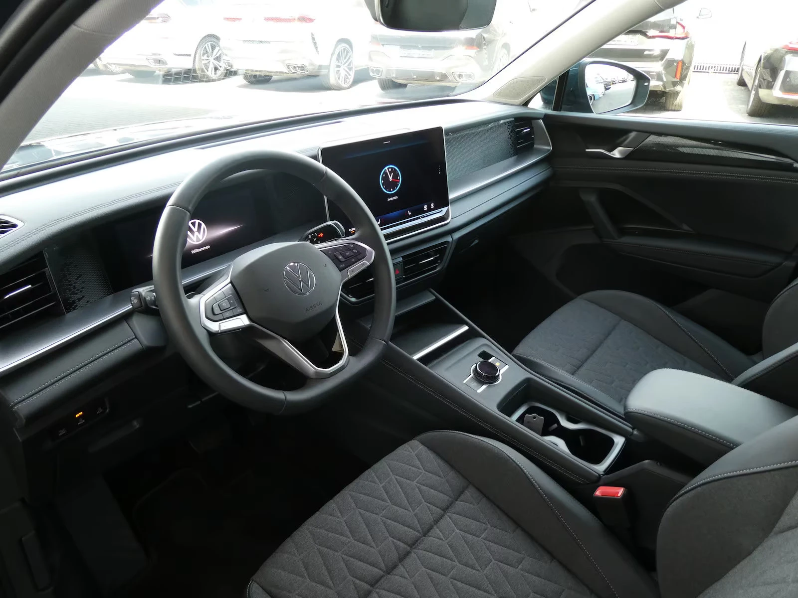 2025 Volkswagen LIFE 193HP MATRIX 7S 360 NAVI CPLAY 388g — 10