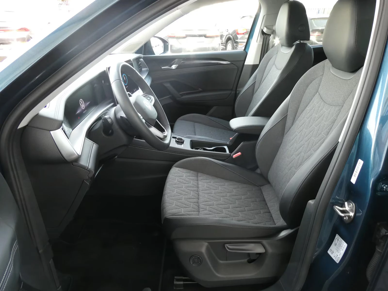 2025 Volkswagen LIFE 193HP MATRIX 7S 360 NAVI CPLAY 388g — 9