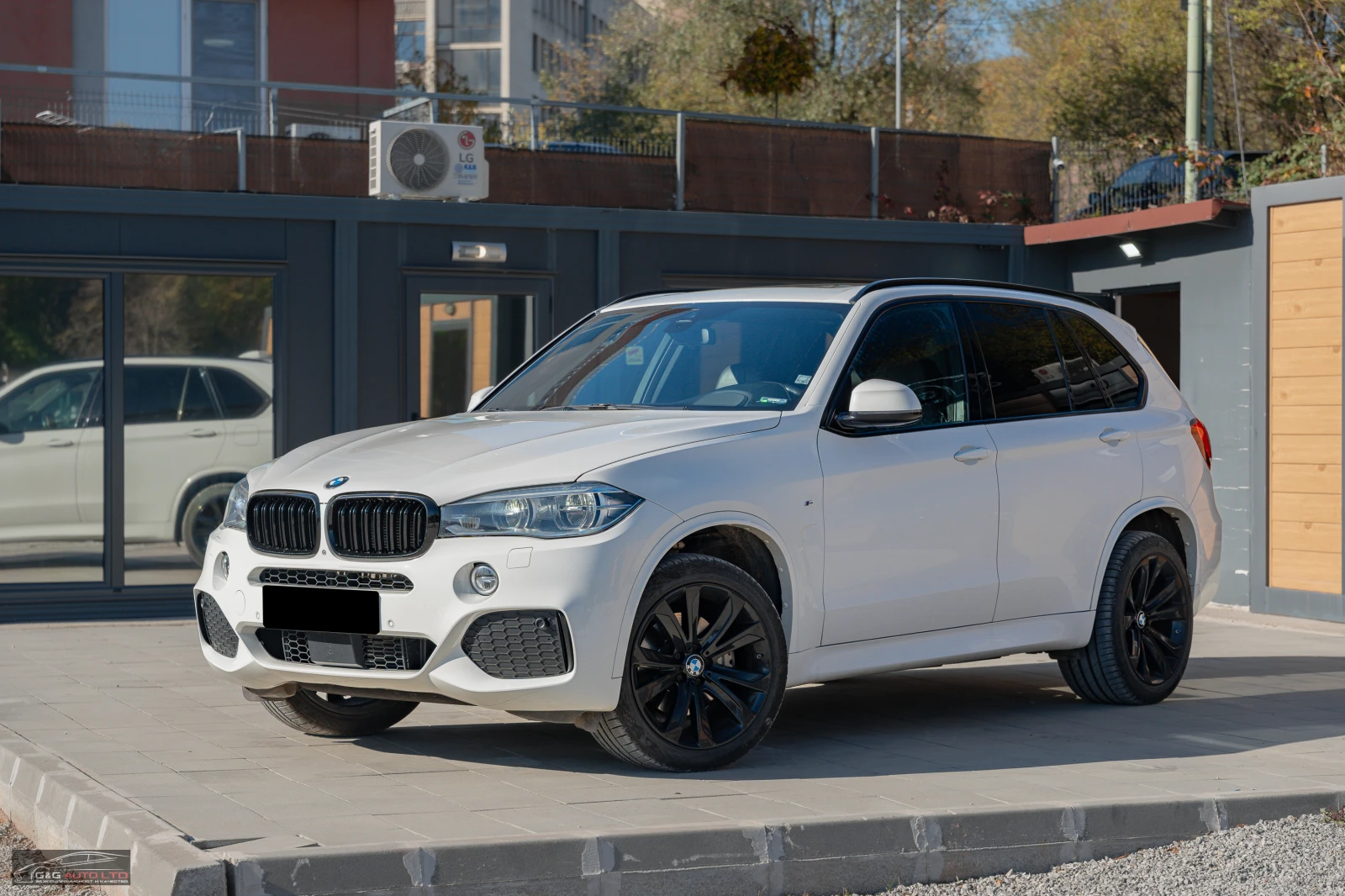 Колко струва BMW 3 Series на месец в България? (Реални числа)