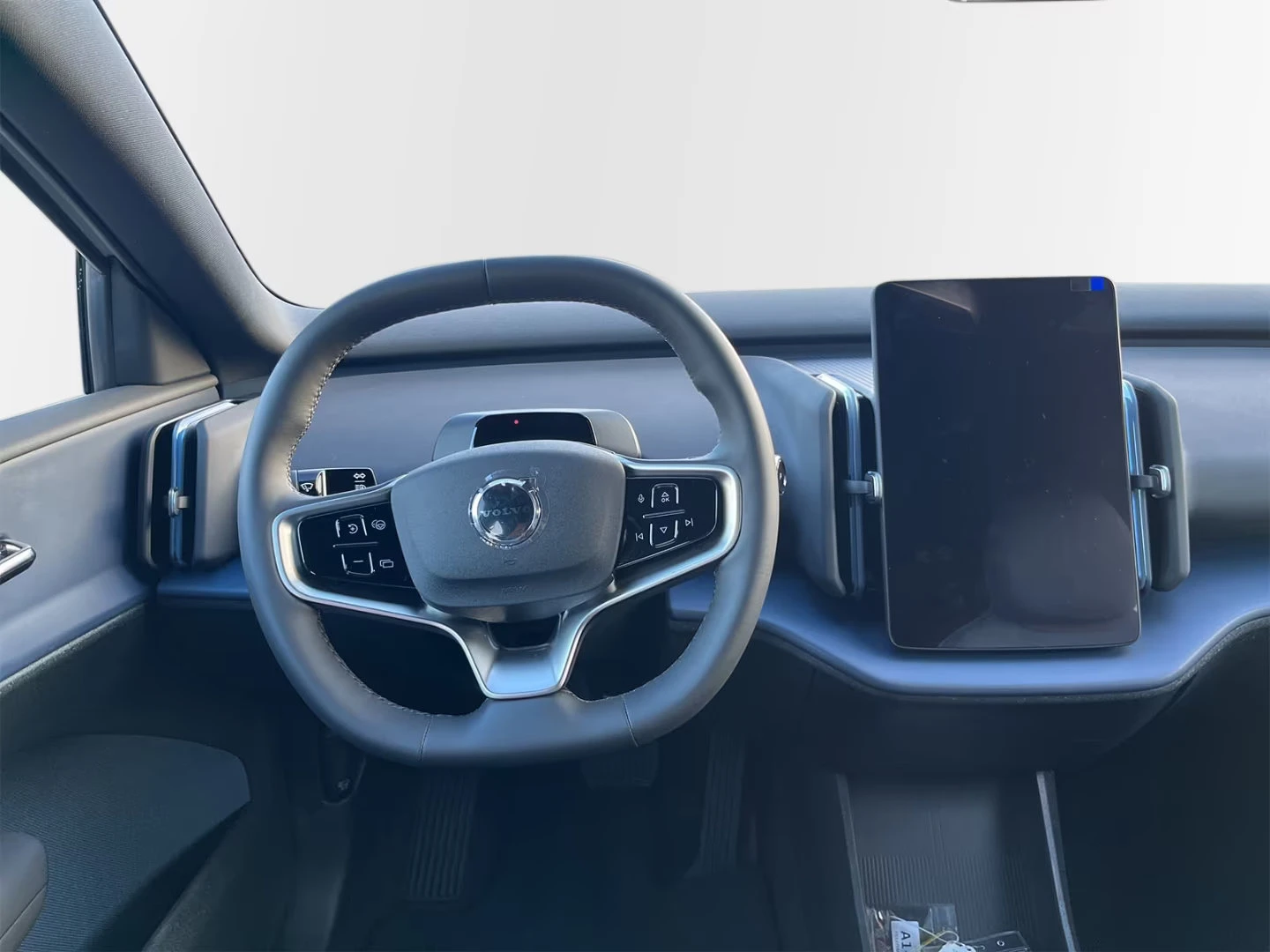 2025 Volvo EX30 SINGLEMOTOR-PLUS 272HP INDIGO ACC CPLAY BSA 970f — 10