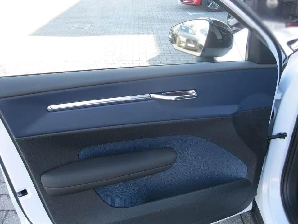 2025 Volvo EX30 TWIN-PLUS 428HP ACC AMBI BSA CPLAY L.ASS DAB 972f — 12