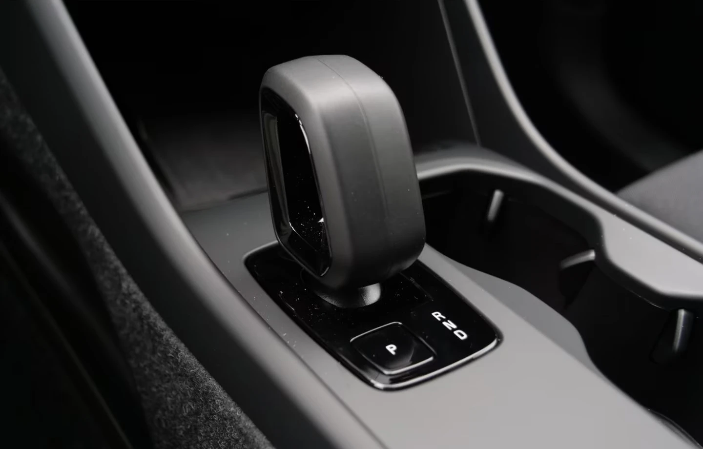 2025 Volvo EX40 PLUS-DARK 408HP AWD TWIN MEMO CAM LED NAVI 660g — 11