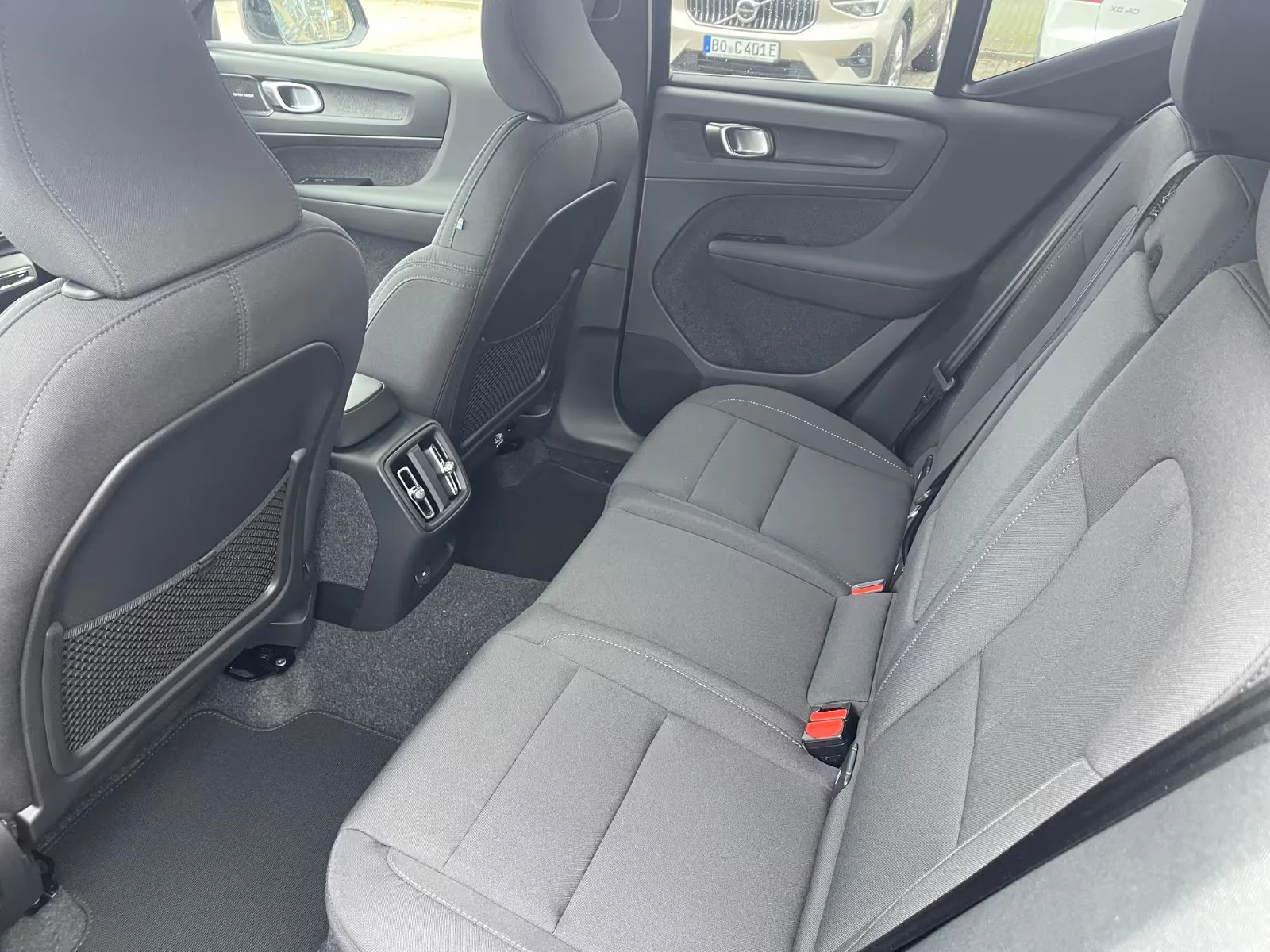 2025 Volvo EX40 PLUS-DARK 408HP AWD TWIN MEMO 360 LED DIGI 661g — 10